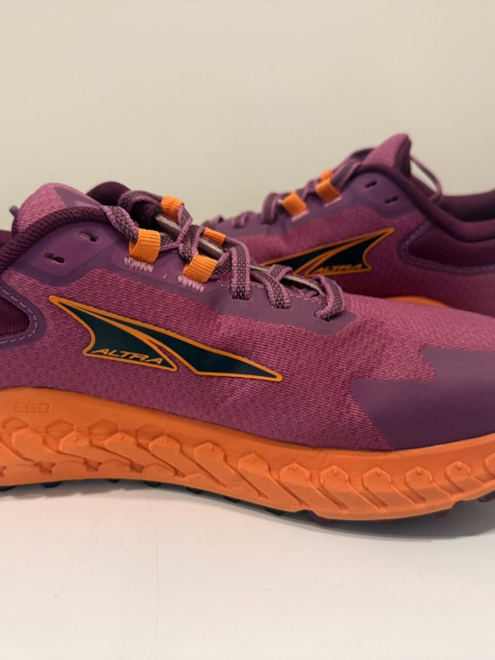 Altra Outroad 2 Trail Running Shoes Womens Size 8.5 Purple/Orange Low Athletic